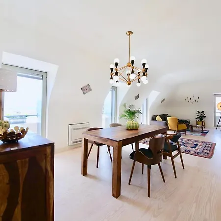 Luxury By Myplaceforyou, Very Quiet, Close To Time Out Market * Lissabon