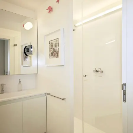 Appartement Luxury By Myplaceforyou, Very Quiet, Close To Time Out Market