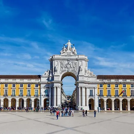 Διαμέρισμα Luxury By Myplaceforyou, Very Quiet, Close To Time Out Market