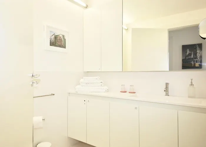 Διαμέρισμα Luxury By Myplaceforyou, Very Quiet, Close To Time Out Market